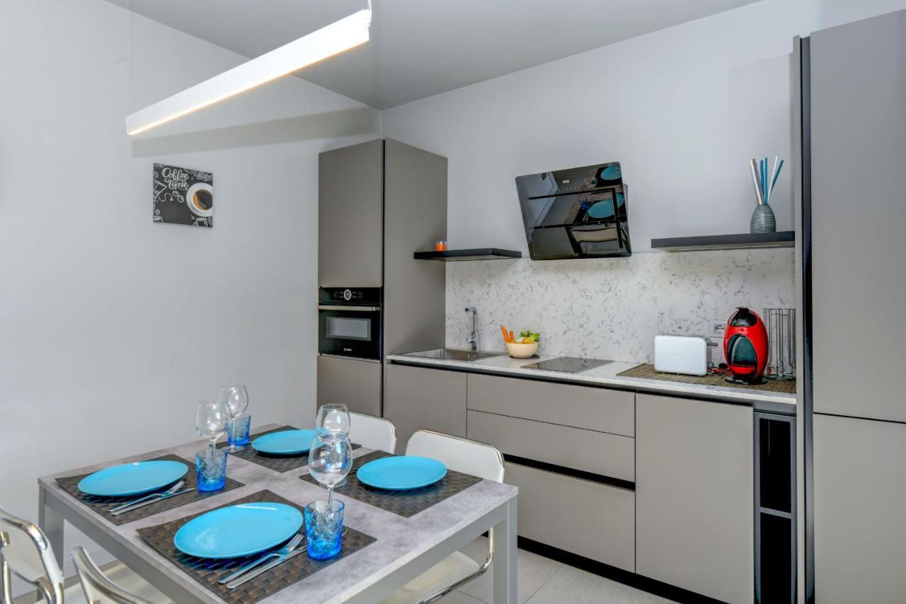 Rio Beach Apartment Desenzano del Garda Exterior photo