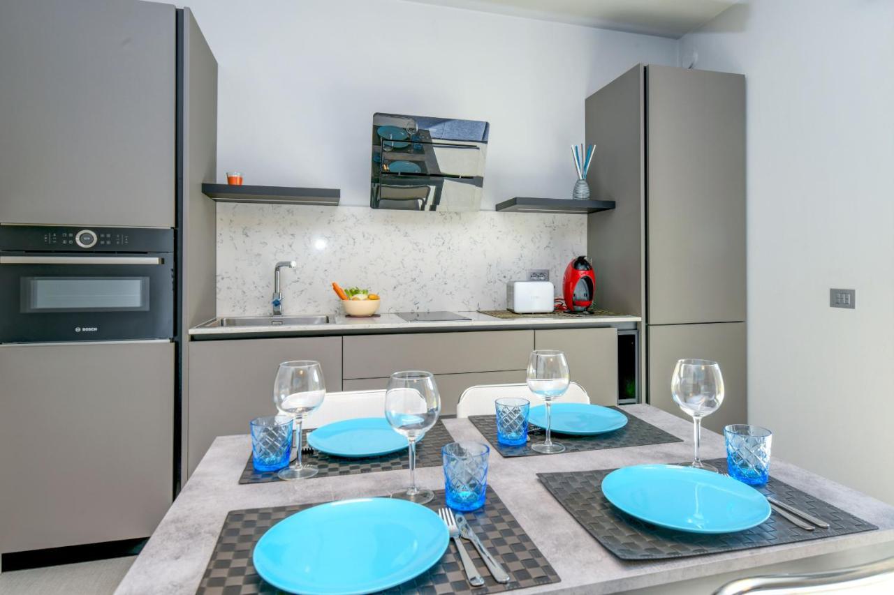 Rio Beach Apartment Desenzano del Garda Exterior photo